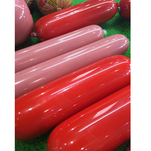 Plastic casings for fresh or frozen mince