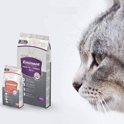 Dry cat food
