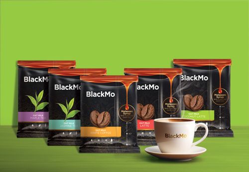 The World’s 1st molasses syrup coffee and tea beverage brand, BlackMo was officially launched at the 1st day of the Karnival DagangHalal