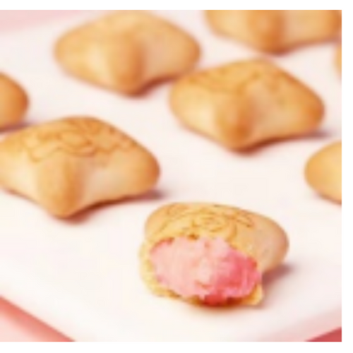 Cream Filled Bear Shaped Biscuit