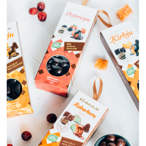 Candied fruits and berries in chocolate