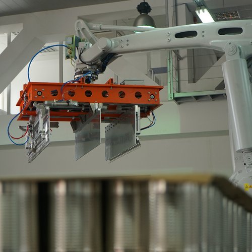 ROBOTIC PALLETIZING SOLUTIONS