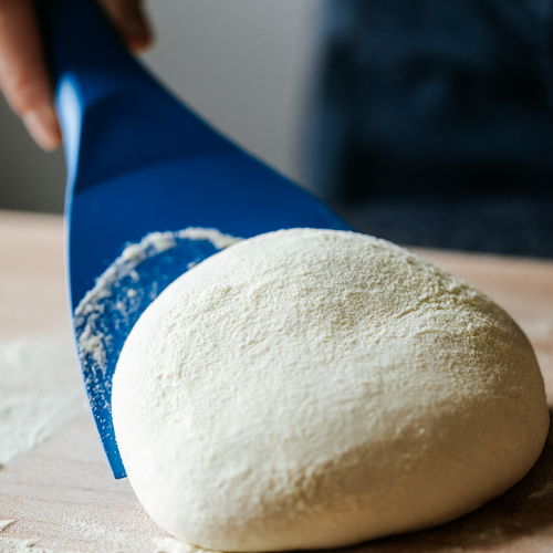 Small Pizza Tools: instruments for preparation, baking, cutting
