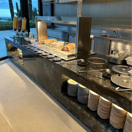 BUFFET LINE