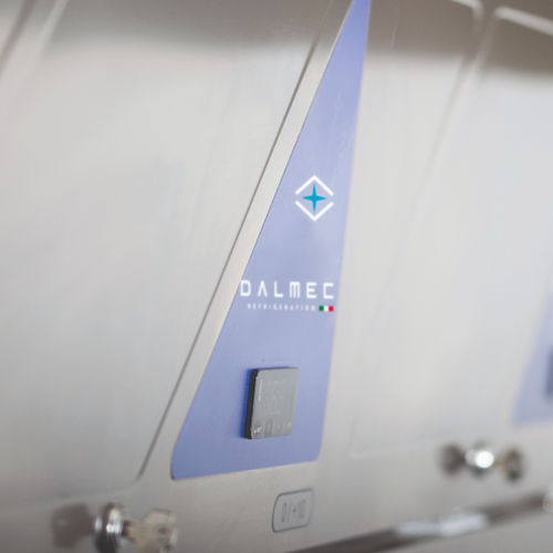 PLUS - 700 L - Cabinet