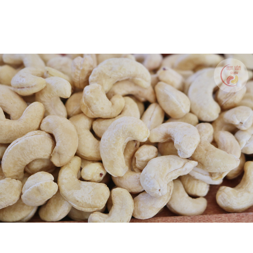 White Cashew Kernel W180