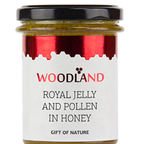Royal Jelly and Pollen in Honey