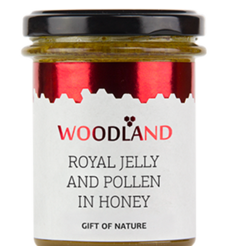 Royal Jelly and Pollen in Honey