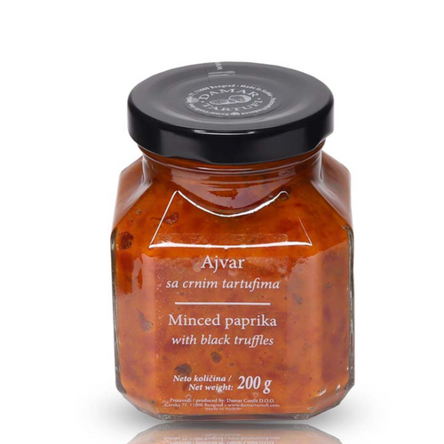 Minced paprika with black truffles