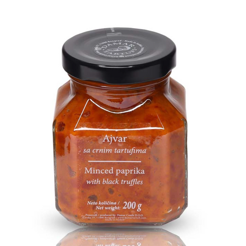 Minced paprika with black truffles