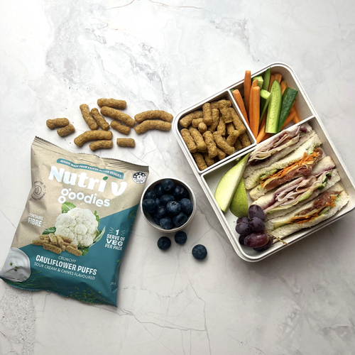 Nutri V Goodies Cauliflower Puffs: Sour Cream & Chive 70g