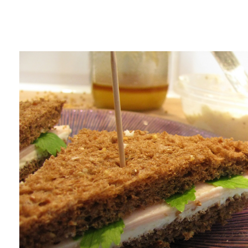 Alphenaer Fresh Goat Cheese Velvety Spread honey