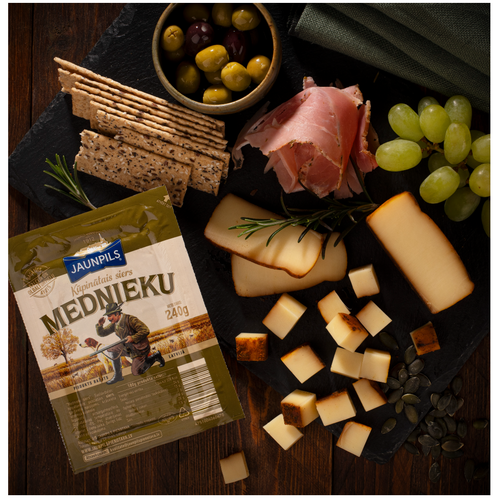 Cheese MEDNIEKU smoked