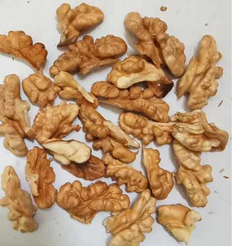 walnut kernels