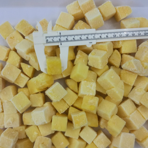 IQF pineapple