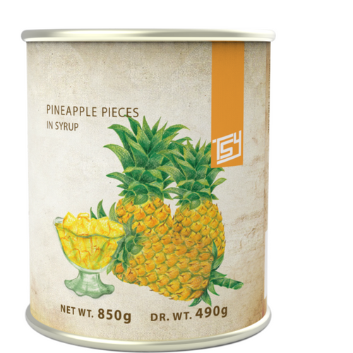 Canned pineapple pieces in light syrup