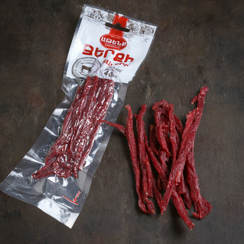 Meat product half-smoked beef Jerky in vp, 30g