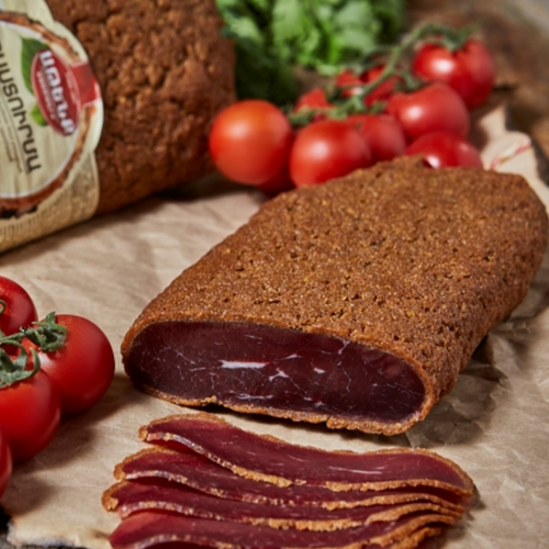 Raw-dried Basturma, white rind