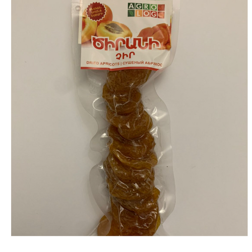 Dried organic apricot