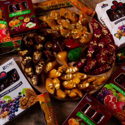 Sweet sujukh with hazelnut 140g.