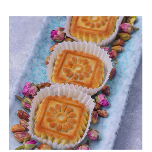 BROCAR Maamoul Ajweh 700g - Premium Handcrafted Date-Filled Cookies with Pistachio (Traditional Middle Eastern Sweets)