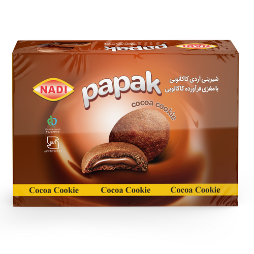 Crunchy cocoa center-filled cookies