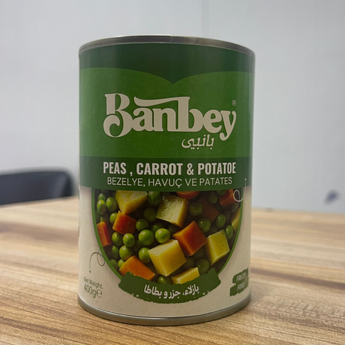 Baked beans in tomato sauce