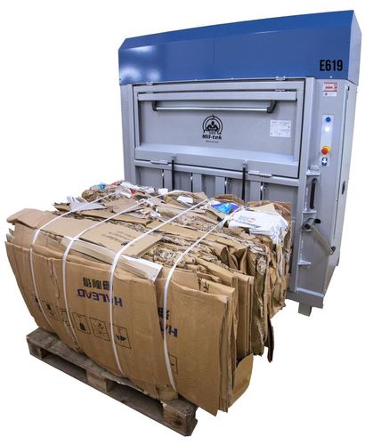 E619 Cardboard & Plastic Baler