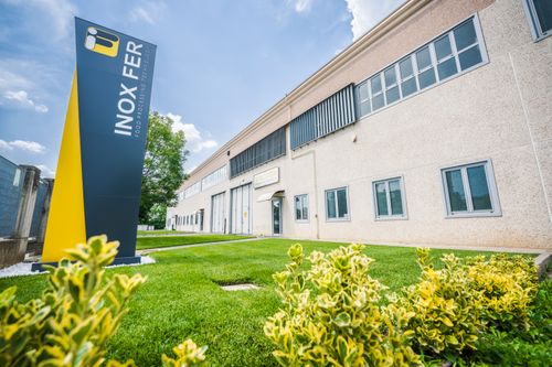 Corporate profile arabic language