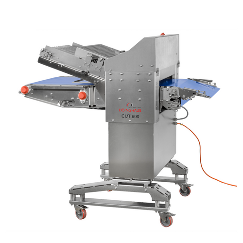 CUT 600 – Dough cutter machine with sheet conveyor belt