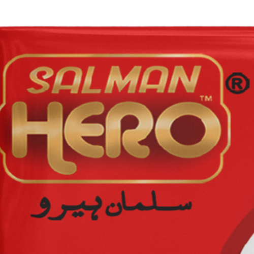 Salman Hero Cremax Strawberry and Vanilla Sandwich Biscuits