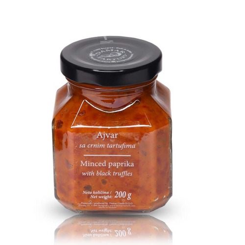 Minced paprika with black truffle