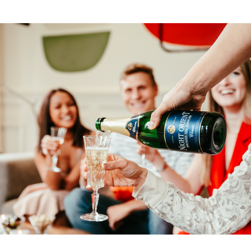 Non-alcoholic Beverages (Sparkling and still wines, sparkling and still mocktails, liquors and spirits)