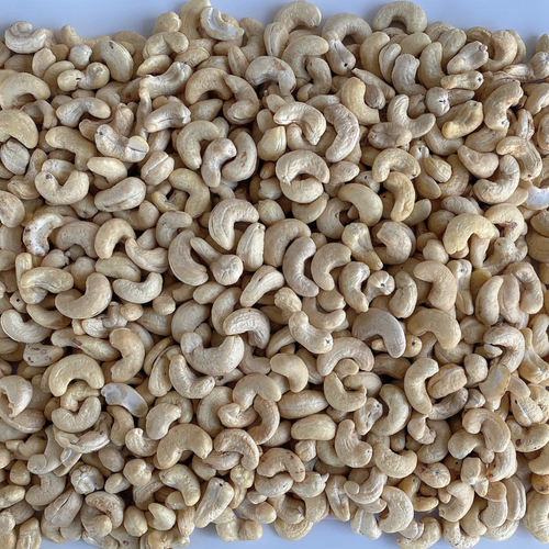 Vietnamese Cashew Nuts WW320 – Thanh Nam Production