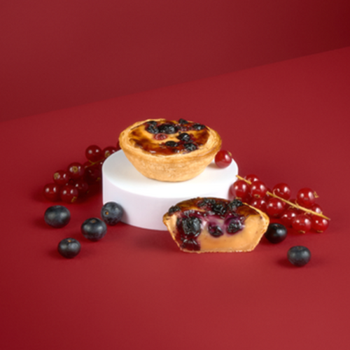 Mixed berries pastel de nata