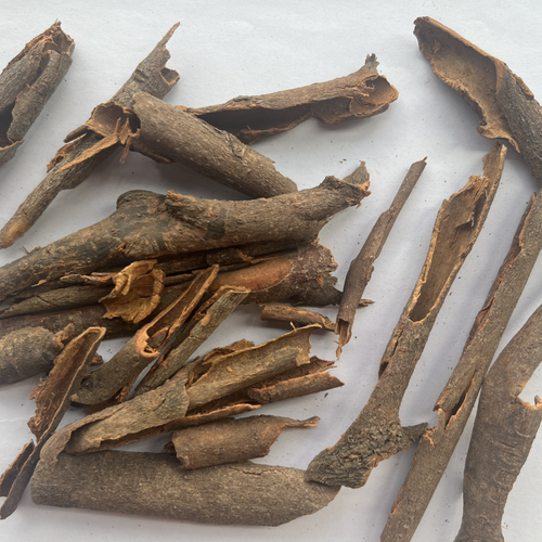 Top Grade Peeled Yan Gui Chinese Cinnamon Customized Length Dry Cassia for Spice