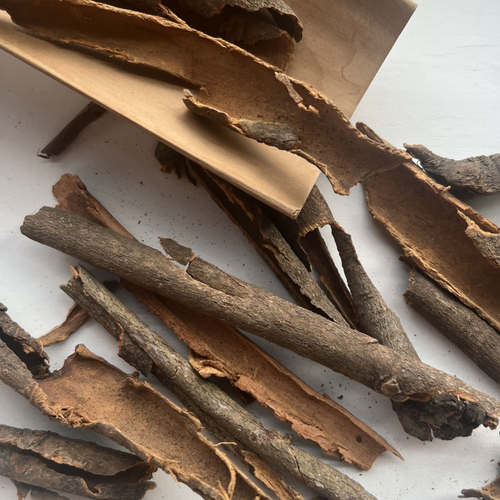 Top Grade Peeled Yan Gui Chinese Cinnamon Customized Length Dry Cassia for Spice
